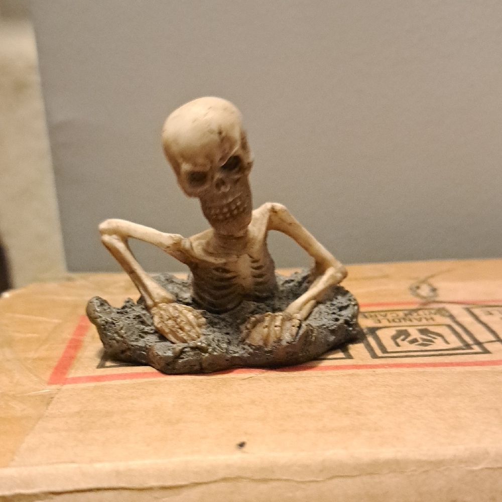 Skeleton Figurine Bobble Head, 2.5 x3 in